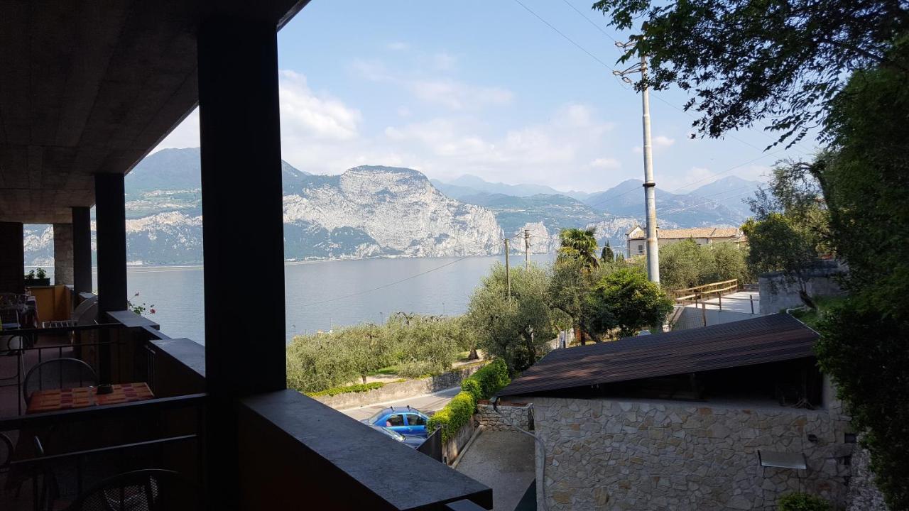 Hotel Pace Brenzone sul Garda Exterior photo